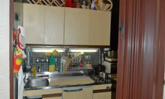 Rexer-Chianciano-Terme-Grazioso-monolocale-panoramico-CUCINA
