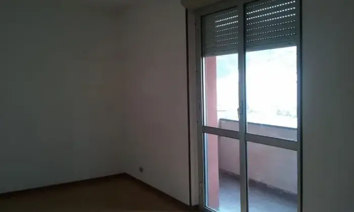 Rexer-Genova-Ampio-appartamento-con-terrazzo-vivibile-ALTRO