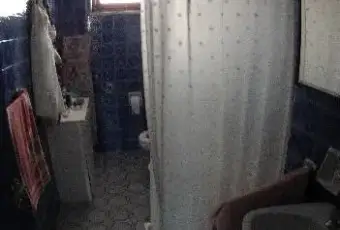 Rexer-GiardiniNaxos-Appartamento-vacanze-giardini-naxostaormina-a-due-passi-dal-mare-con-spiaggia-riservata-BAGNO