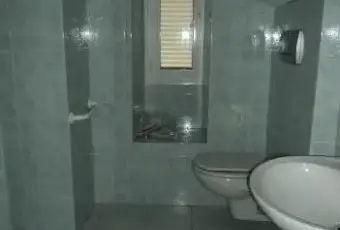 Rexer-Sanremo-Appartamento-centralissimo-per-brevi-periodi-BAGNO
