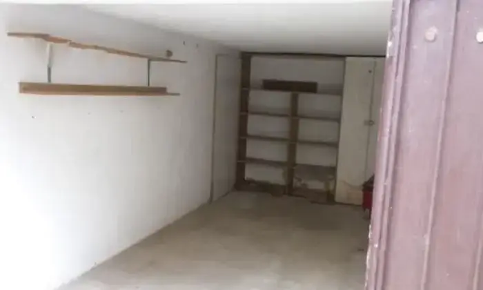 Rexer-Venezia-Ampio-Garage-box-comodissimo-per-Venezia-GARAGE