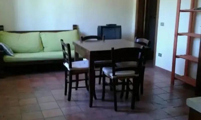 Rexer-Montaione-Bilocale-arredato-in-ottima-posizione-per-raggiungere-sia-Pisa-sia-Firenze-SALONE