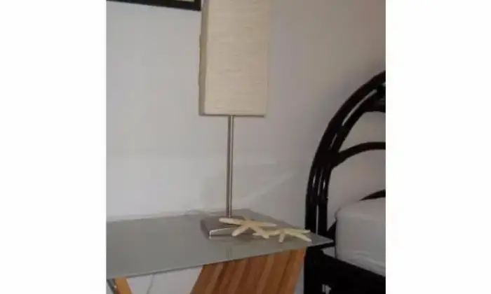 Rexer-Nettuno-Appartamento-in-centro-ideale-per-insegnanti-o-allievi-scuola-polizia-CAMERA-DA-LETTO