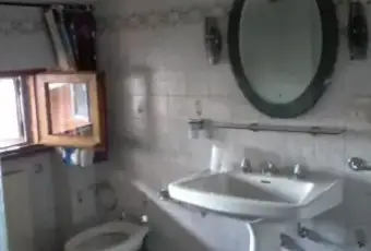 Rexer-Roma-Appartamento-a-pochi-km-dal-centro-BAGNO