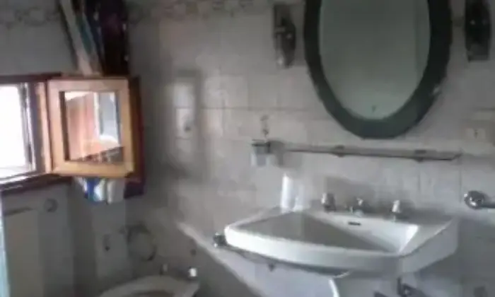 Rexer-Roma-Appartamento-a-pochi-km-dal-centro-BAGNO