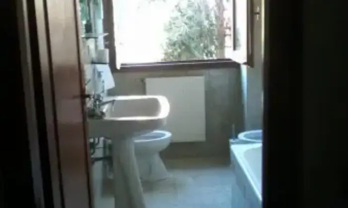Rexer-Roma-Appartamento-a-pochi-km-dal-centro-BAGNO