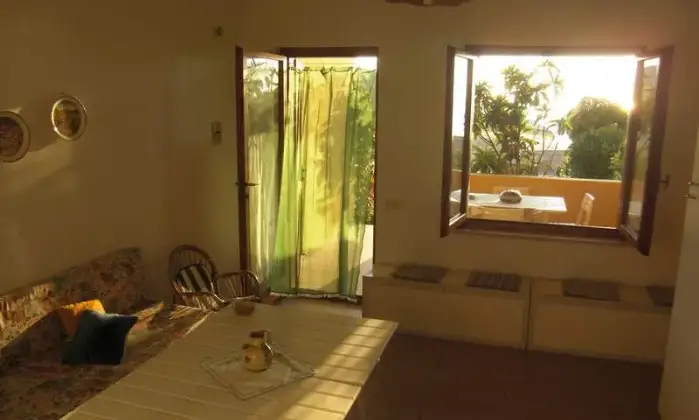 Rexer-Tresnuraghes-Grazioso-appartamento-sulla-spiaggia-SALONE