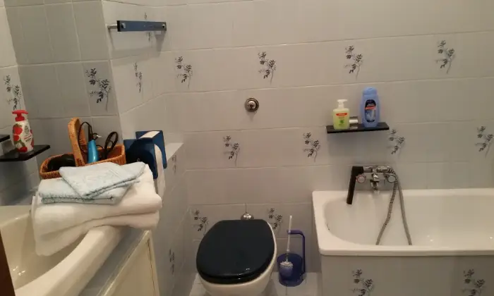 Rexer-Pietracamela-Appartamento-in-splendida-posizione-con-vista-panoramica-BAGNO