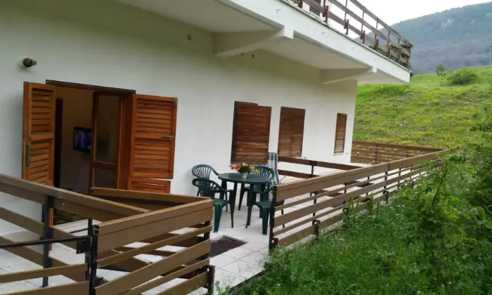 Rexer-Pietracamela-Appartamento-in-splendida-posizione-con-vista-panoramica-TERRAZZO