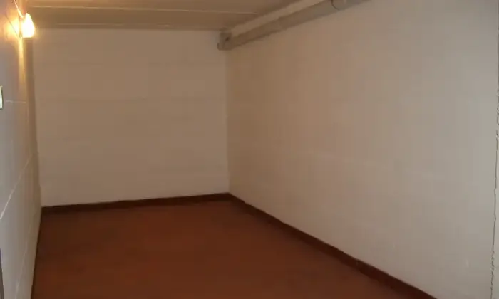 Rexer-Monza-BOX-ampio-con-passo-carrabile-GARAGE