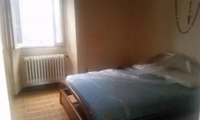 Rexer-Stroncone-Appartamento-in-centro-storico-ristrutturato-CAMERA-DA-LETTO