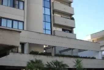 Rexer-Brindisi-Presso-staz-ferroviaria-grande-appartamento-di-pregio-ALTRO