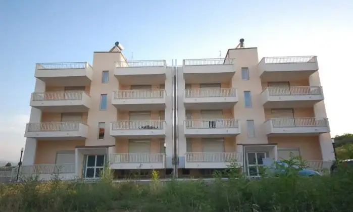 Rexer-Fossacesia-Panoramico-ampio-trilocale-ALTRO