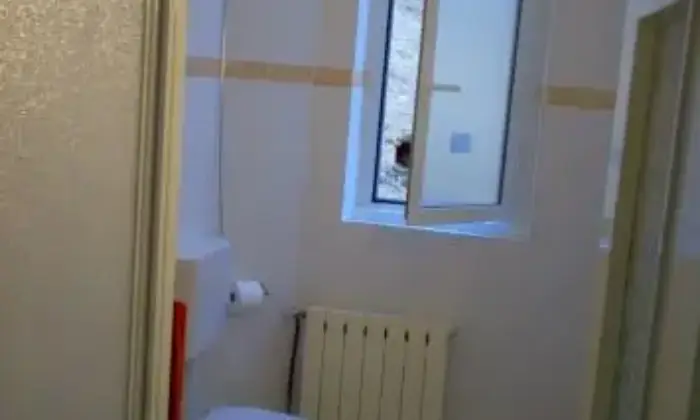 Rexer-Casanova-Lerrone-Quadrilocale-per-vacanze-BAGNO