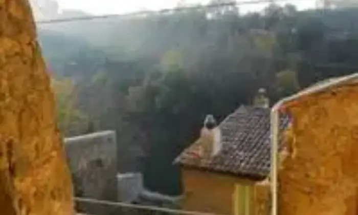 Rexer-Ischia-Di-Castro-Delizioso-Monolocale-ALTRO
