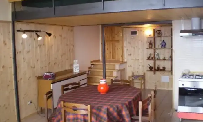 Rexer-Ussita-Monolocale-soppalcato-SALA-PRANZO