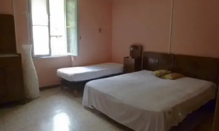 Rexer-Barni-Appartamento-nel-Triangolo-Lariano-CAMERA-DA-LETTO