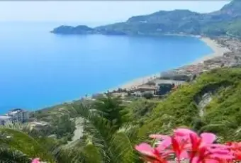 Rexer-Taormina-Silenzioso-trilocale-panoramico-ALTRO