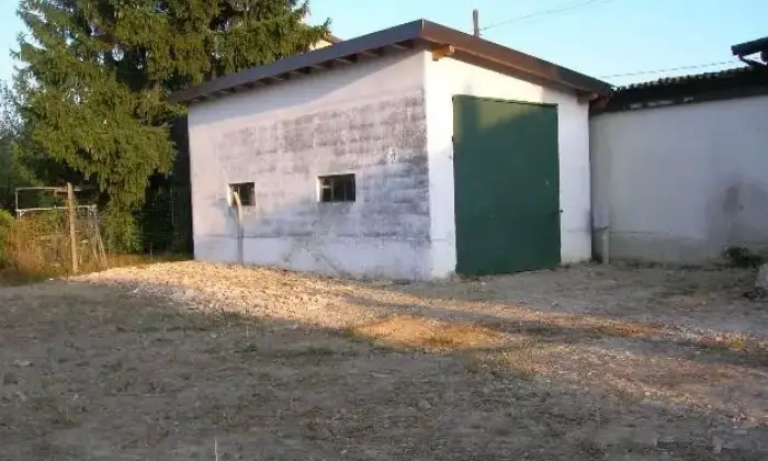 Rexer-Verrua-Po-Fabbricato-ad-uso-magazzino-deposito-autorimessa-in-comoda-posizione-ALTRO