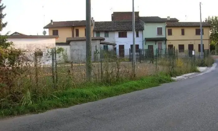 Rexer-Verrua-Po-Fabbricato-ad-uso-magazzino-deposito-autorimessa-in-comoda-posizione-ALTRO