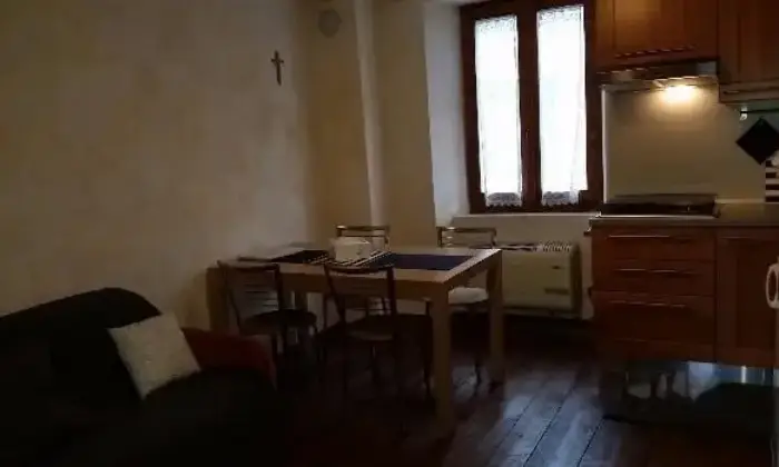 Rexer-Ornica-Accogliente-Appartamento-di-montagna-CUCINASALONE