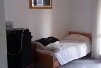 Rexer-Giugliano-in-Campania-Ampio-trilocale-arredato-CAMERA-DA-LETTO