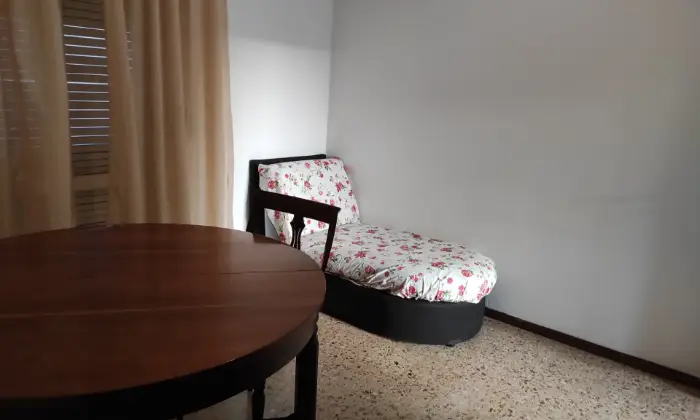 Rexer-Borgomanero-Appartamento-con-arredo-SALONE