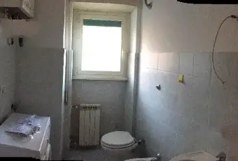 Rexer-Roma-Bilocale-luminoso-zona-Portuense-BAGNO