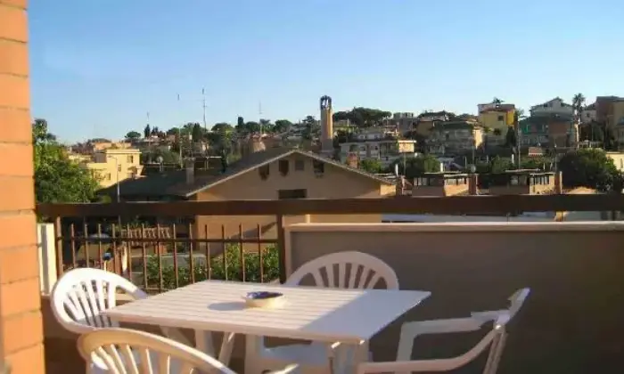 Rexer-Roma-Accogliente-Attico-trilocale-TERRAZZO