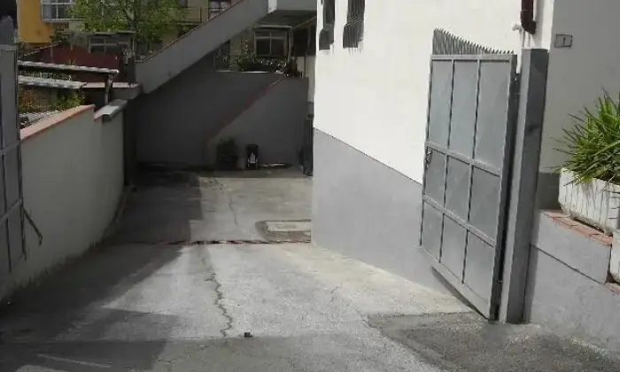 Rexer-Poggio-a-Caiano-Magazzino-seminterrato-ALTRO
