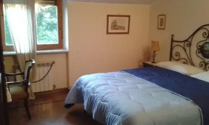 Rexer-Fiano-Romano-Casale-di-campagna-CAMERA-DA-LETTO
