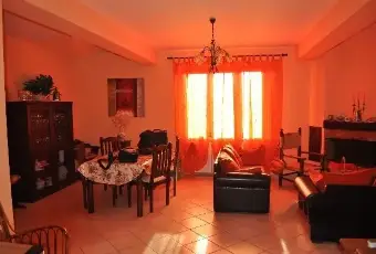 Rexer-Paliano-Trilocale-in-campagna-SALONE