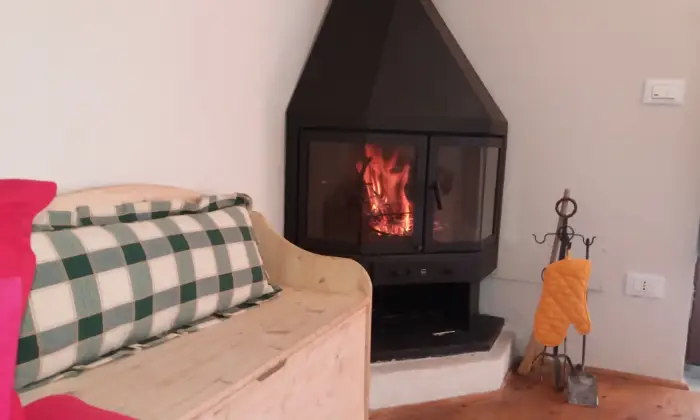 Rexer-Abetone-Romantico-appartamento-in-montagna-SALONE