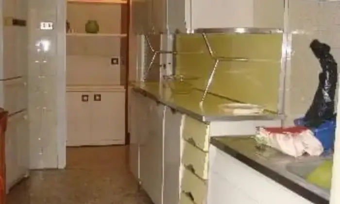 Rexer-Roma-Bilocale-ammobiliato-CUCINA