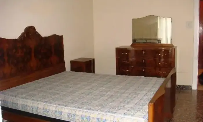 Rexer-Roma-Bilocale-ammobiliato-CAMERA-DA-LETTO