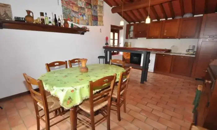 Rexer-Pescaglia-Appartamenti-casa-vacanza-CUCINA