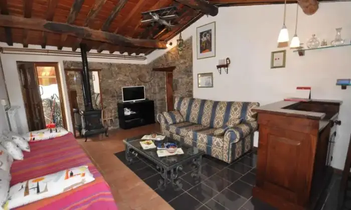 Rexer-Pescaglia-Appartamenti-casa-vacanza-SALONE