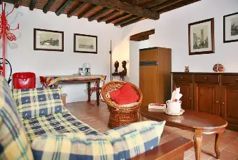 Rexer-Pescaglia-Appartamenti-casa-vacanza-SALONE
