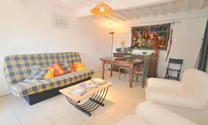 Rexer-Pescaglia-Appartamenti-casa-vacanza-SALONE