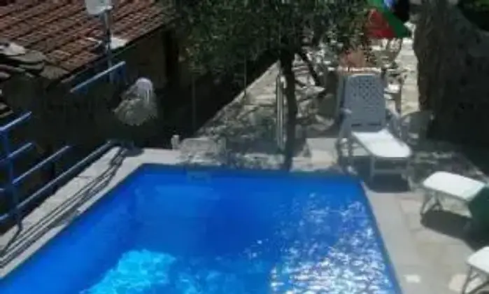 Rexer-Pescaglia-Appartamenti-casa-vacanza-ALTRO