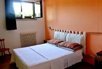 Rexer-Sarzana-Bellissimo-Appartamento-in-Villa-Indipendente-CAMERA-DA-LETTO