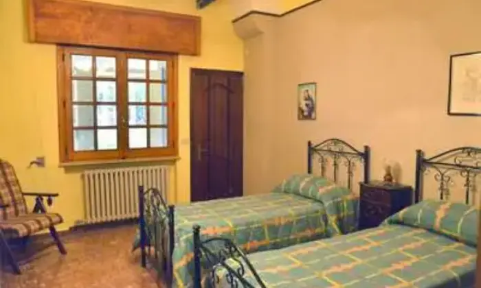 Rexer-San-Pietro-in-Lama-Bellissima-e-ampia-casa-ristrutturata-CAMERA-DA-LETTO
