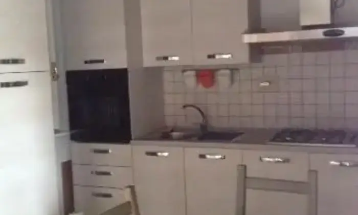 Rexer-Roma-Bilocale-indipendente-CUCINA
