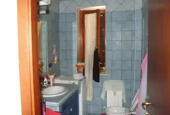 Rexer-Mentana-Luminoso-bilocale-arredato-BAGNO