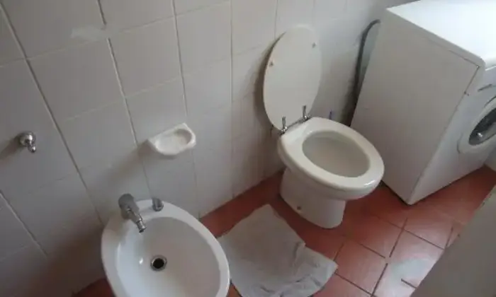 Rexer-Frosinone-Quadrilocale-ristrutturato-BAGNO