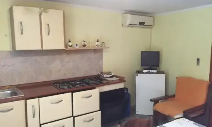 Rexer-Pignataro-Interamna-Grazioso-monolocale-CUCINA