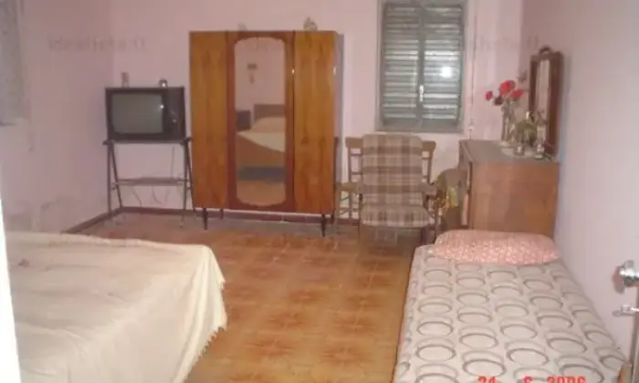 Rexer-Cerchiara-di-Calabria-Affitto-di-casa-indipendente-in-Palazzo-Piana-Cerchiara-di-Calabria-CAMERA-DA-LETTO