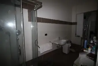 Rexer-Genova-Quadrilocale-ampio-e-luminoso-BAGNO