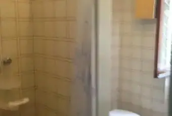 Rexer-Formia-Bilocale-in-villino-estivo-per-brevi-medi-periodi-vicinissimo-al-mare-BAGNO