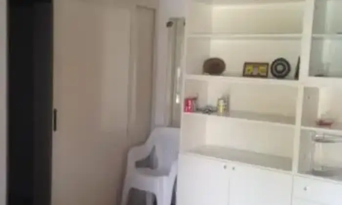 Rexer-Formia-Bilocale-in-villino-estivo-per-brevi-medi-periodi-vicinissimo-al-mare-SALONE